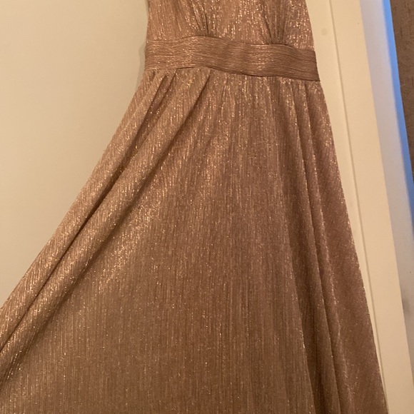 Eliza J Long Evening Gown - Picture 4 of 12